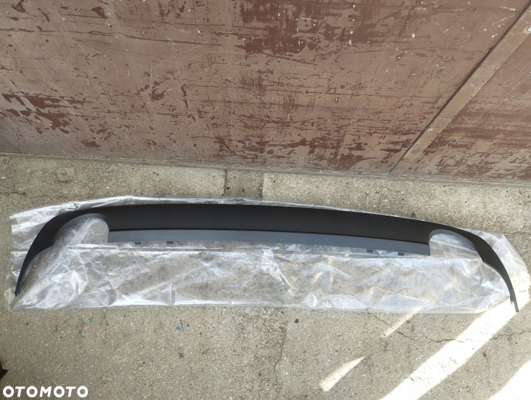Dyfuzor Spoiler dokładka Mercedes W212 SEDAN A2128855325 - 1