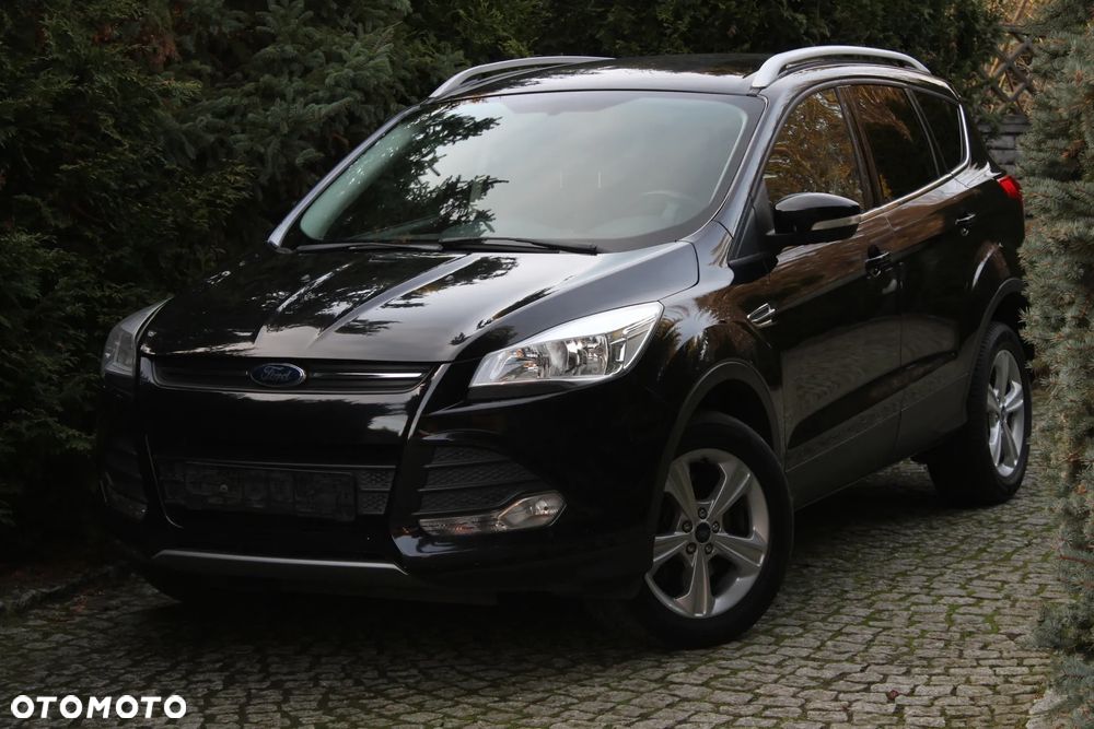 Ford Kuga 2.0 TDCi 2x4 Titanium - 1