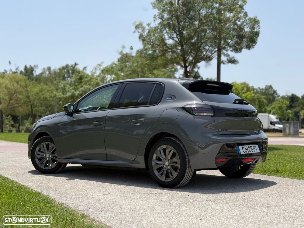 Peugeot e-208 Style - 5