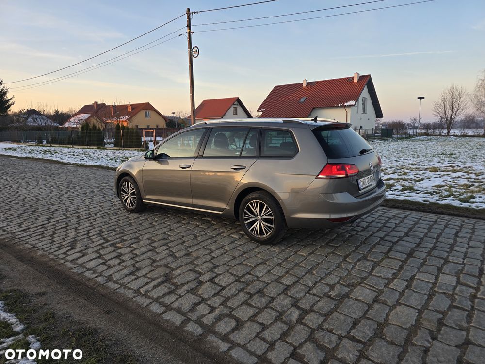 Volkswagen Golf Variant 1.6 TDI BlueMotion Technology Allstar - 4