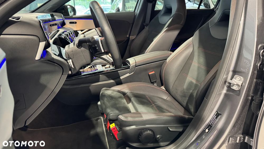 Mercedes-Benz Klasa A 200 AMG Line 7G-DCT - 13