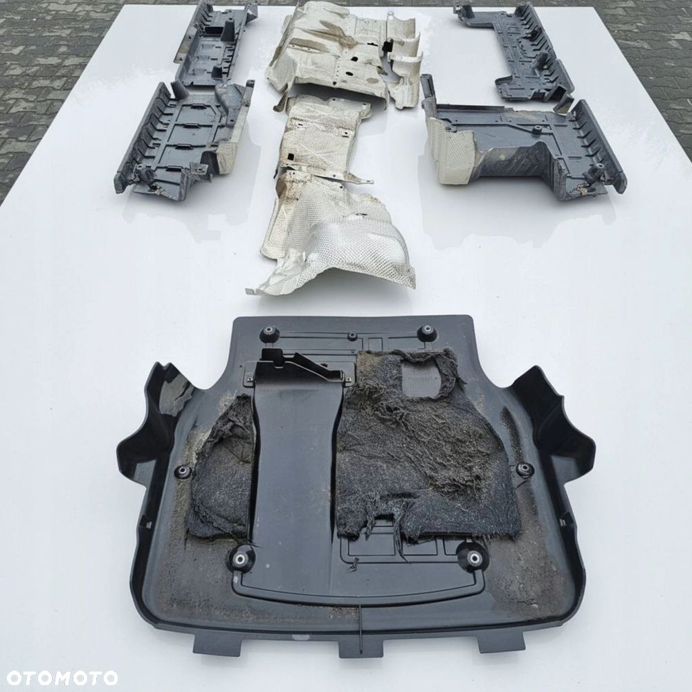 VW T6.1 osłona płyta płyty podwozia podłogi lewy prawy przód tył KOMPLET - 3