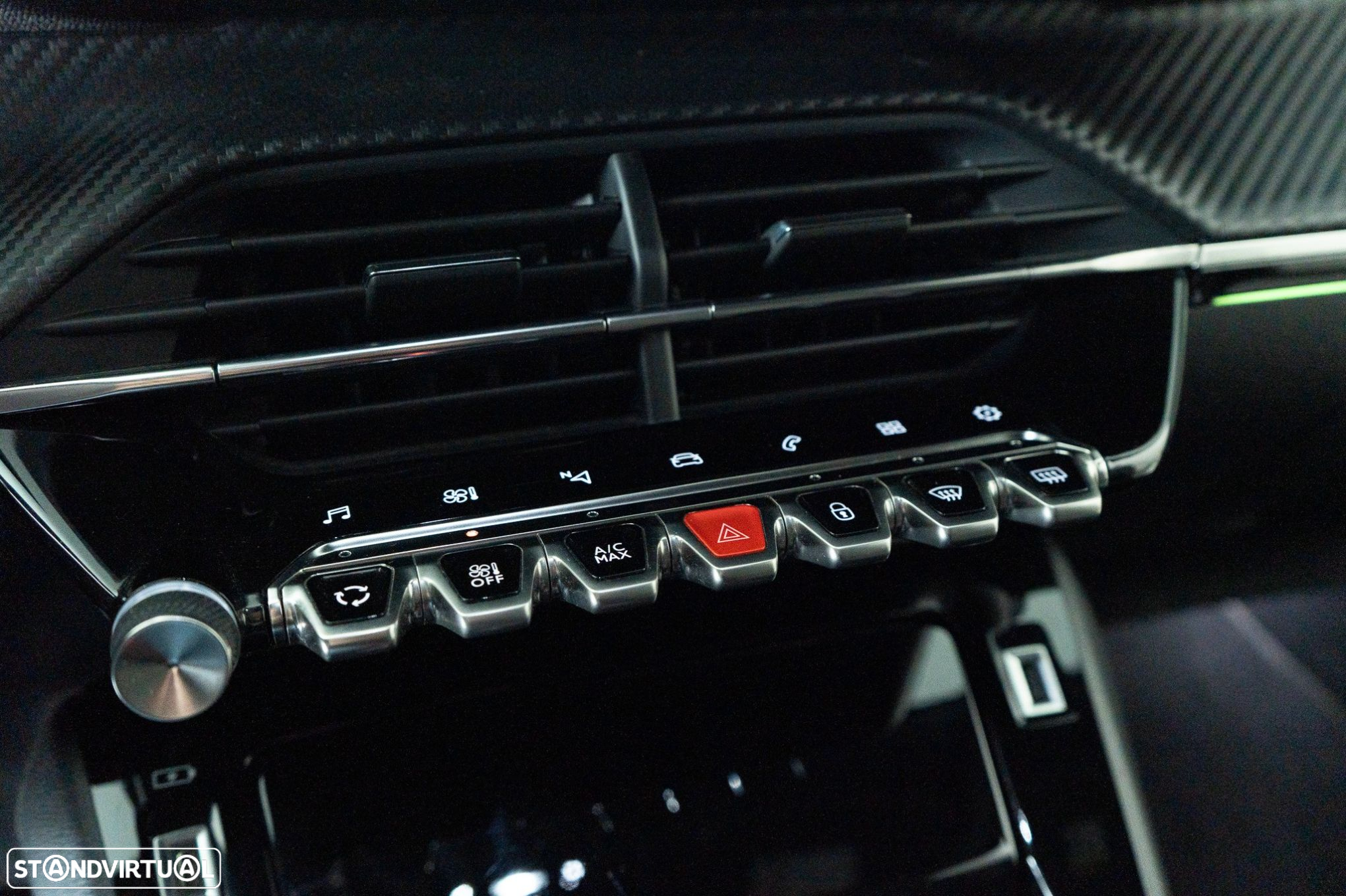 Peugeot 2008 1.2 PureTech GT Line EAT8 - 27