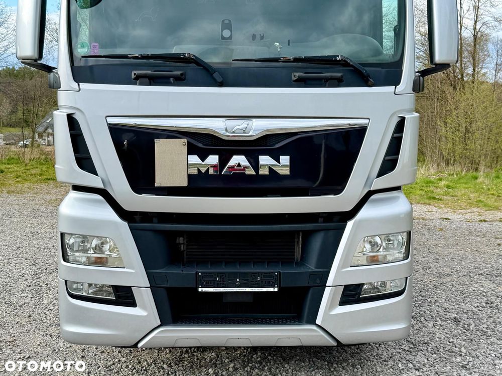 MAN TGX 26.440 / KONTENER / IZOTERMA / WINDA / 20 PALET / CAŁY NA PODUSZKACH / 3 OSIE / 3 OŚ PODNOSZONA + SKRĘTNA / EURO 6 / SPROWADZONY / SERWISOWANY - 7