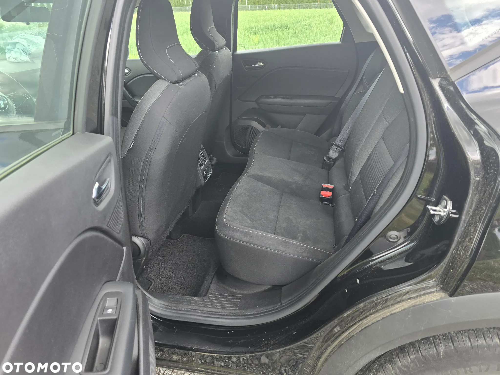 Renault Captur TCe 100 INTENS - 13