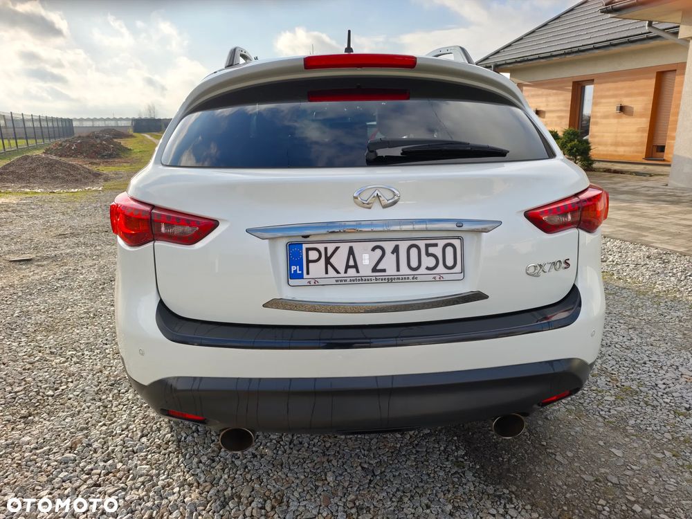 Infiniti QX70 3.7 AWD S Premium - 3