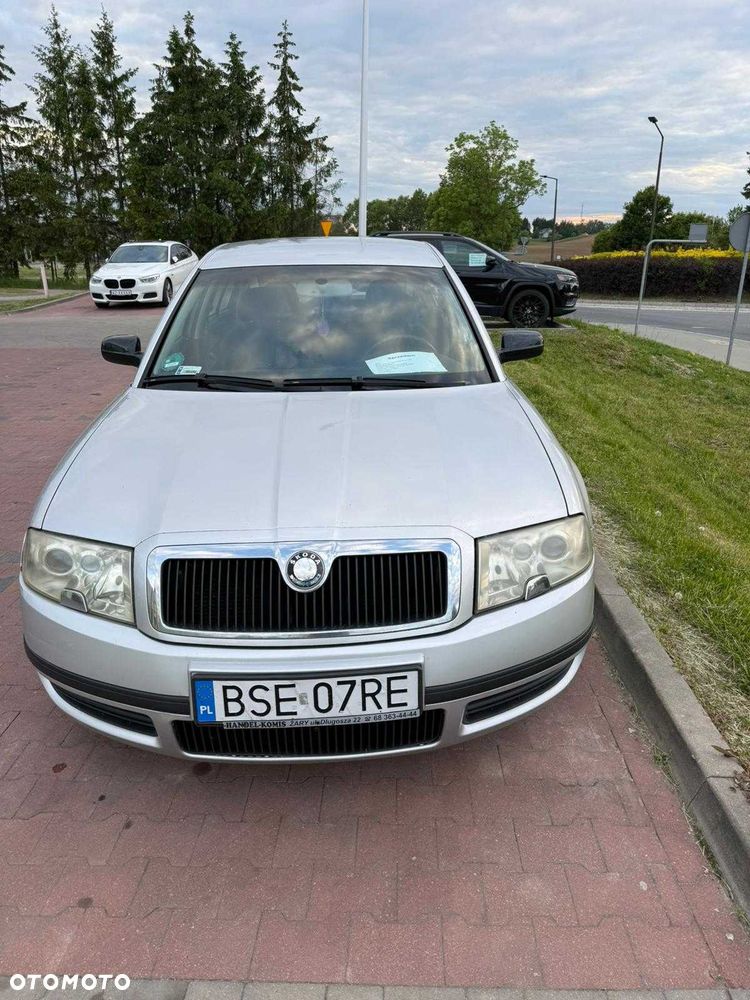 Skoda Superb - 1