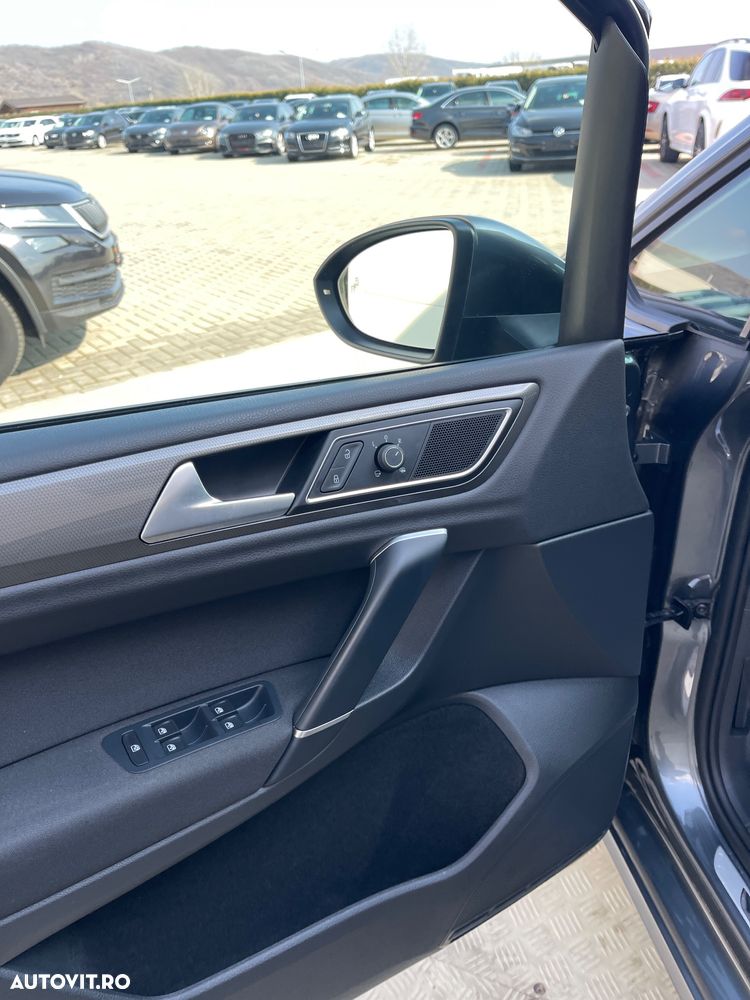 Volkswagen Golf Sportsvan 1.5 TSI ACT DSG Join - 30