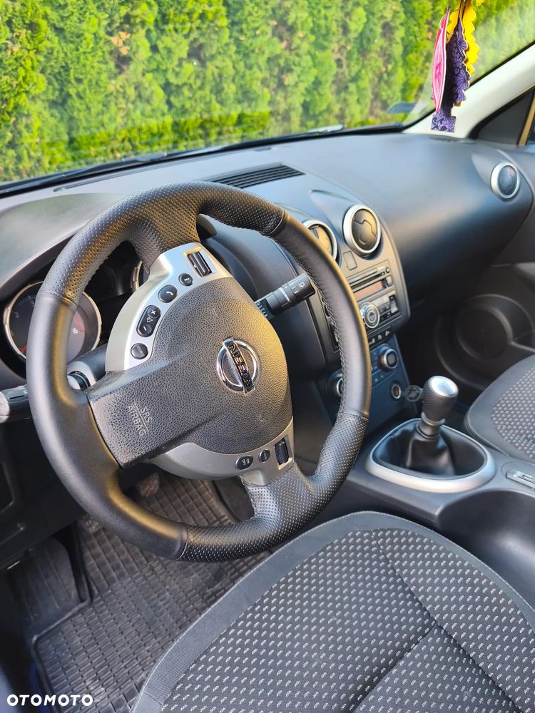 Nissan Qashqai 2.0 dCi DPF tekna - 18