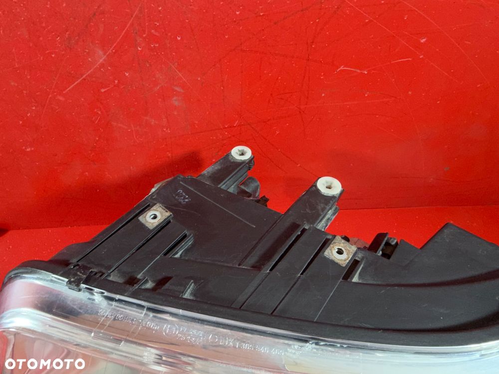 LAMPY PRZEDNIE VW T5 MULTIVAN PROJEKTZWO XENON EU - 5