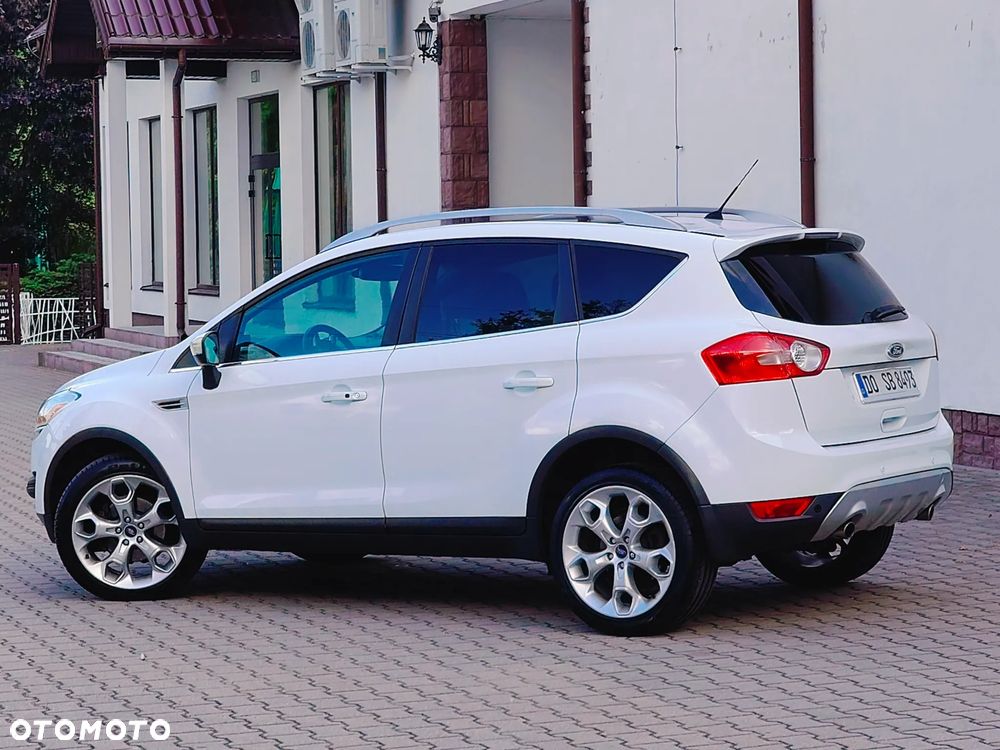 Ford Kuga 2.0 TDCi 2x4 Titanium - 21