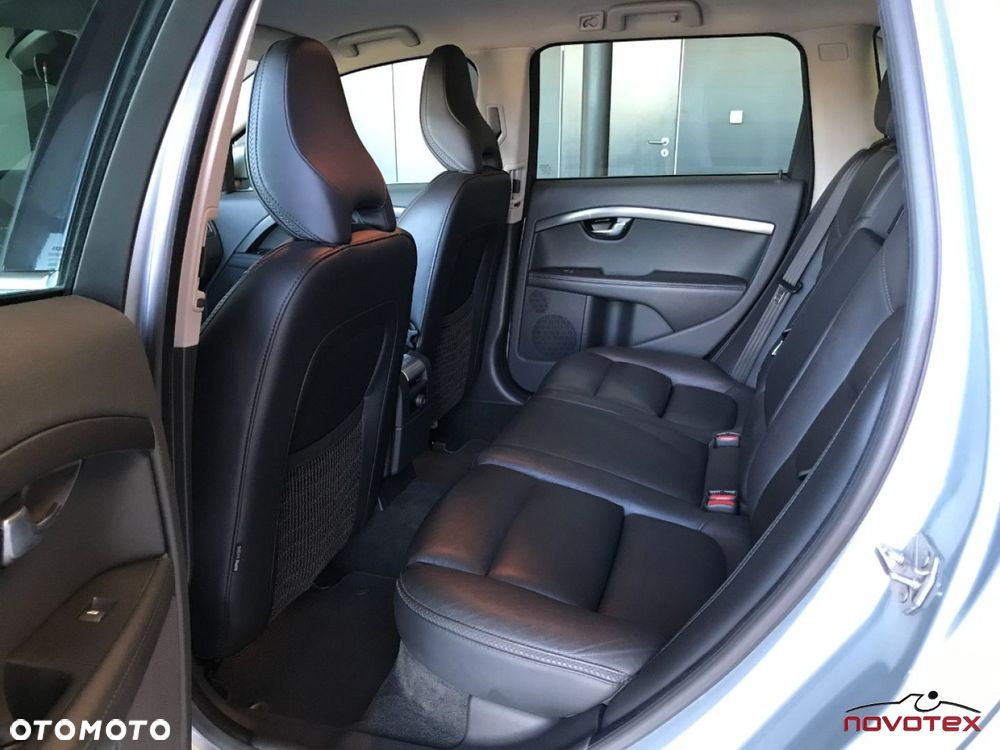 Volvo XC 70 D4 Geartronic Summum - 11