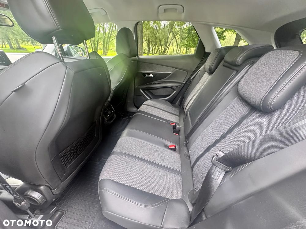 Peugeot 3008 1.5 BlueHDi Allure S&S EAT8 - 16