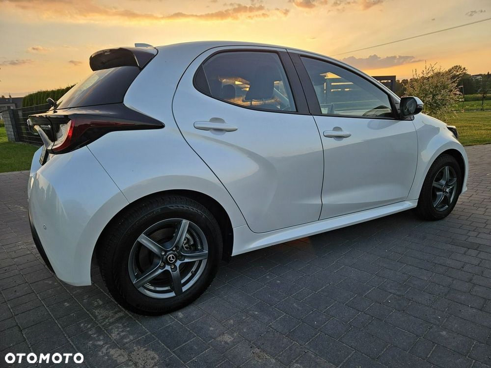 Mazda 2 - 4