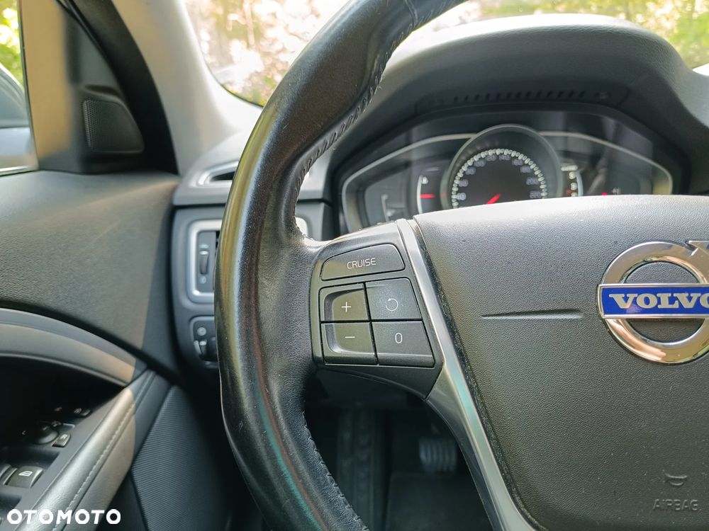 Volvo V70 D4 Drive-E Summum - 18