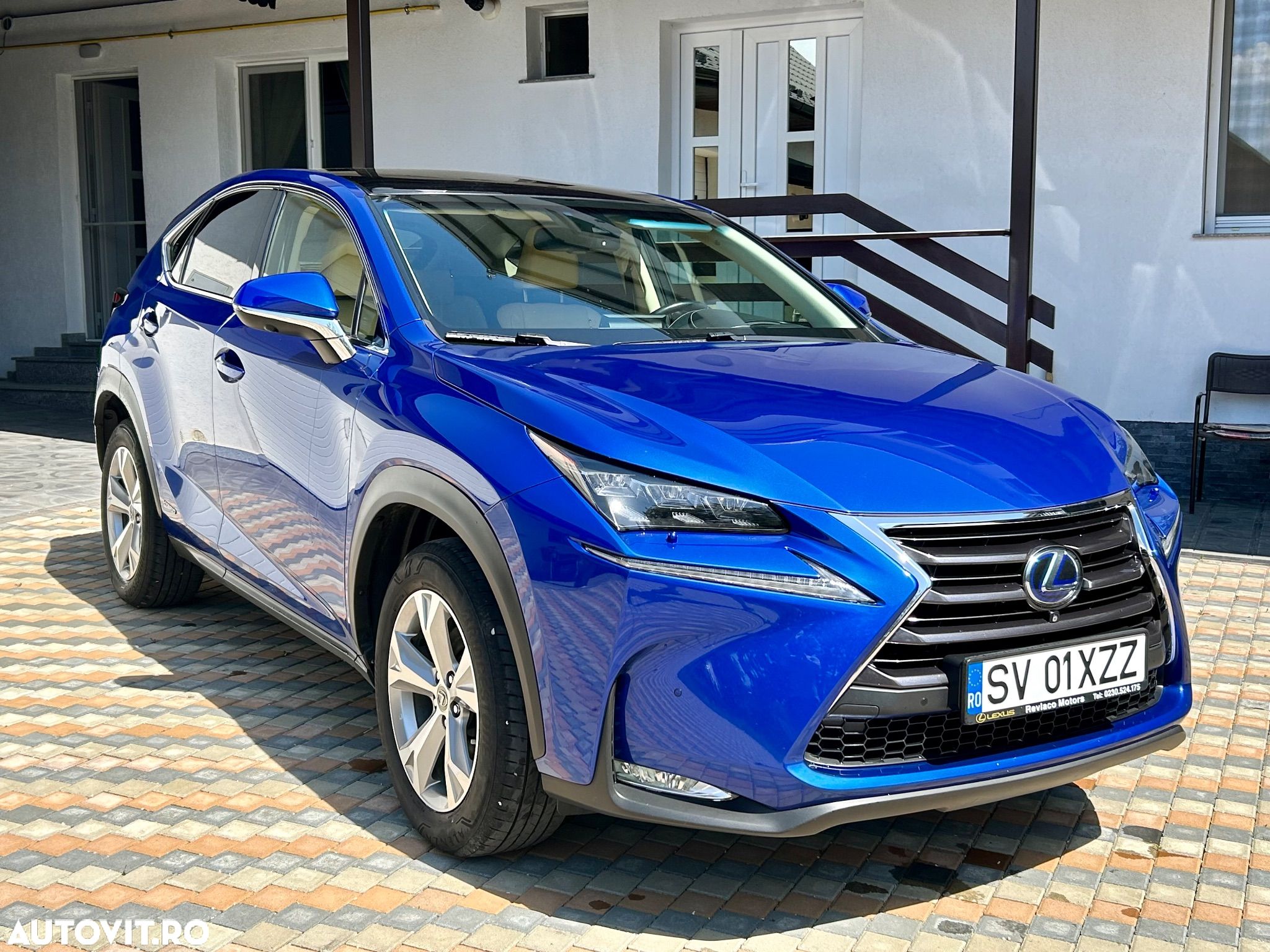 Lexus Seria NX 300h AWD Luxury - 1