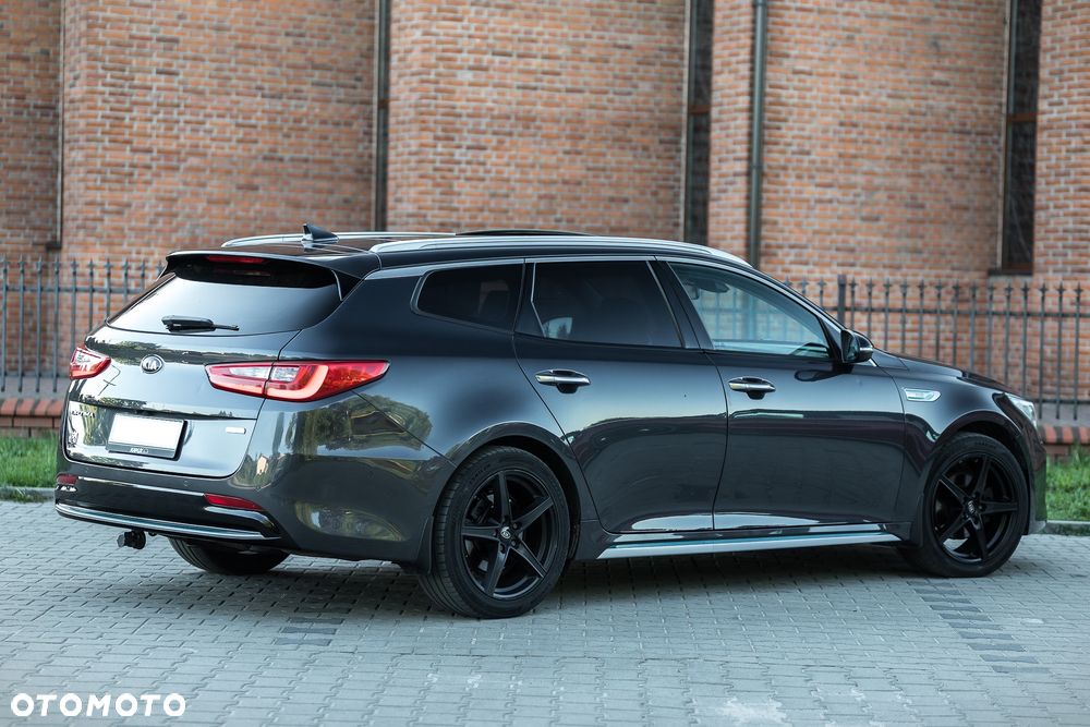 Kia Optima Sportagon 2.0 GDI Attract - 6