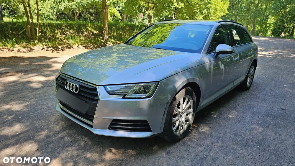 Audi A4 Avant 2.0 TDI Quattro Design S tronic - 10