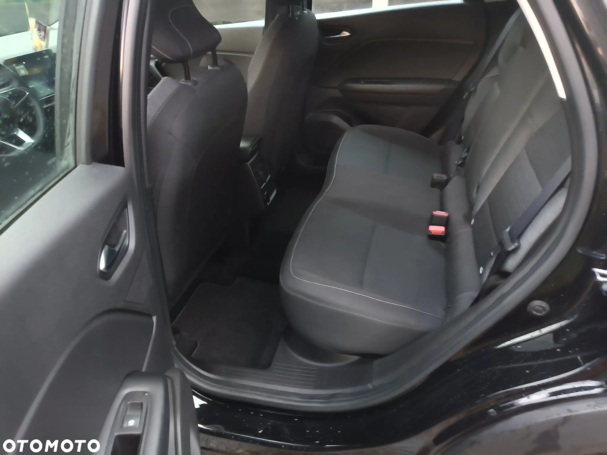 Renault Captur TCe Mild Hybrid 140 GPF EQUILIBRE - 13