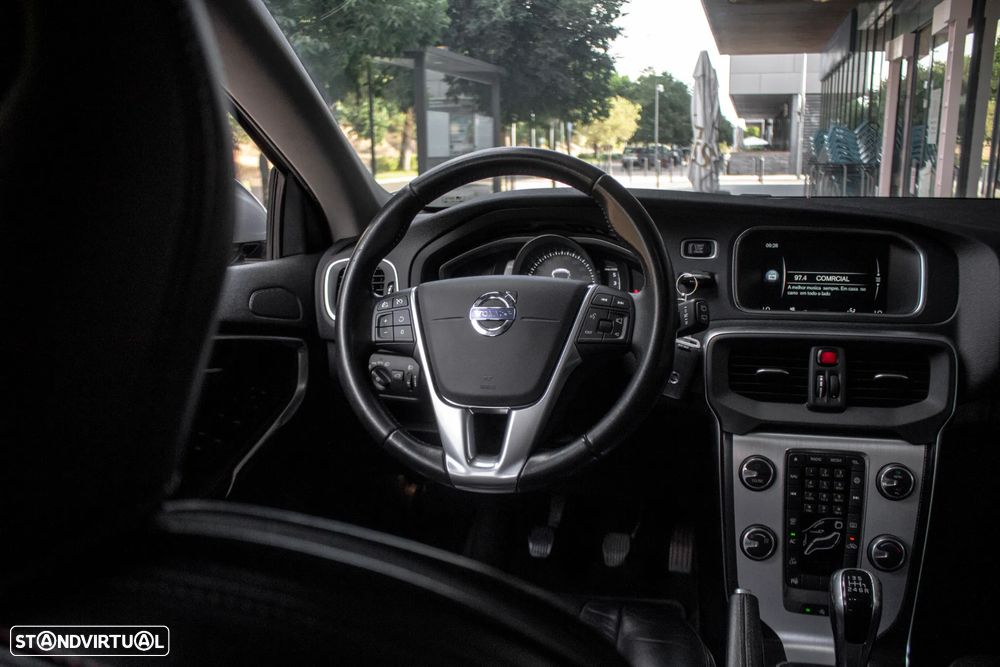 Volvo V40 Cross Country 2.0 D2 Volvo Ocean Race - 32