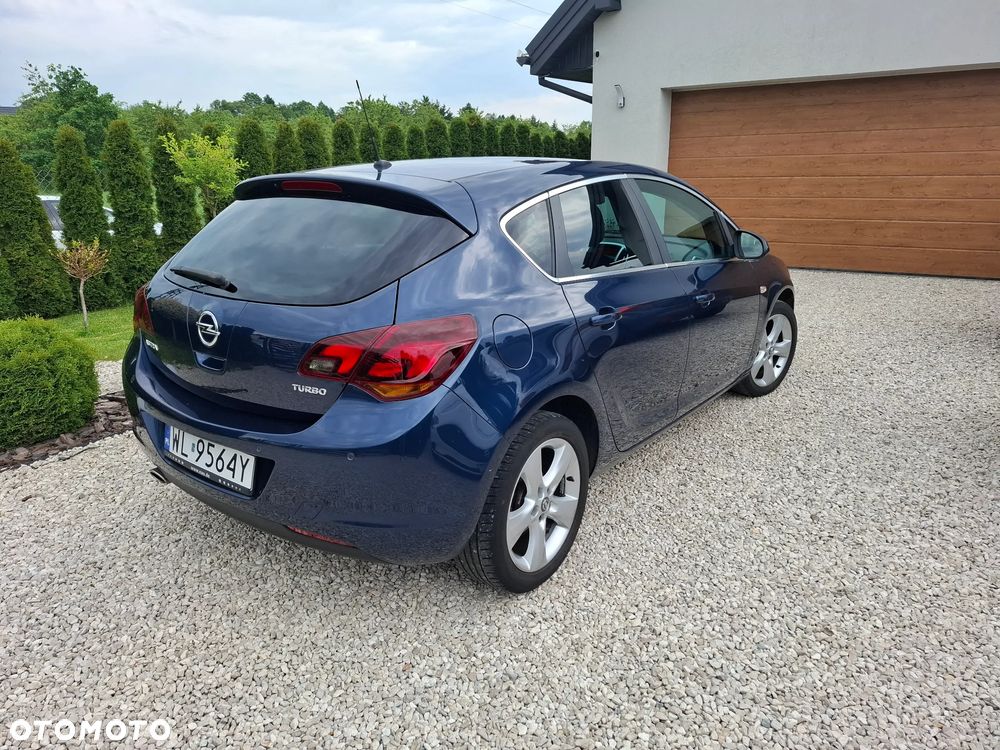 Opel Astra 1.4 Turbo Cosmo - 8