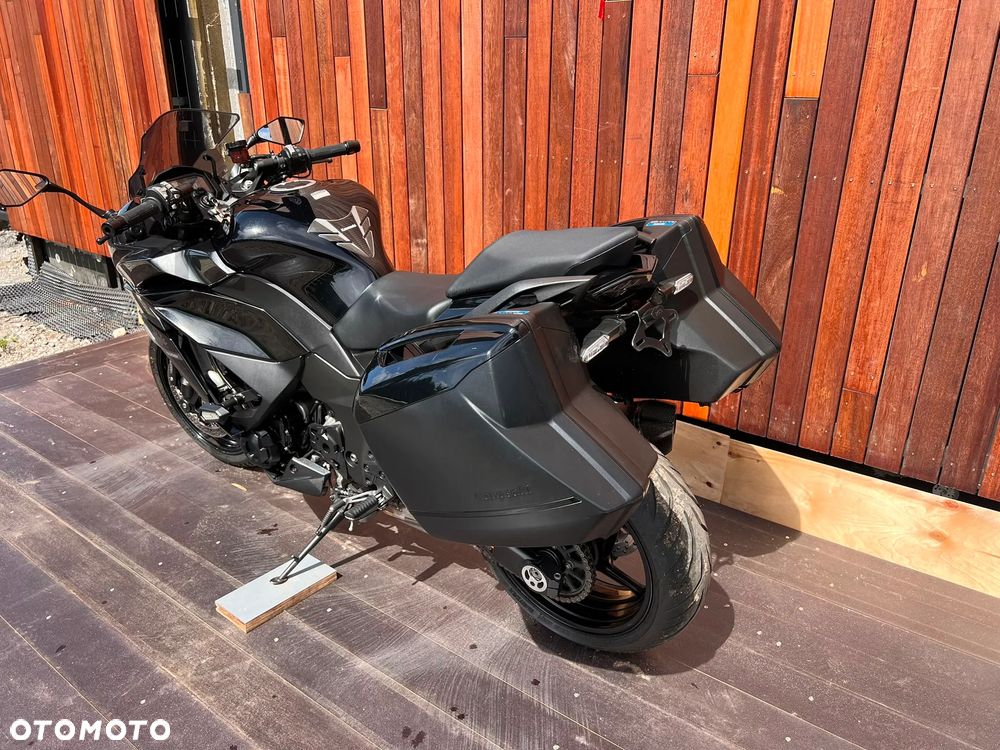 Kawasaki Ninja 1000 SX - 9