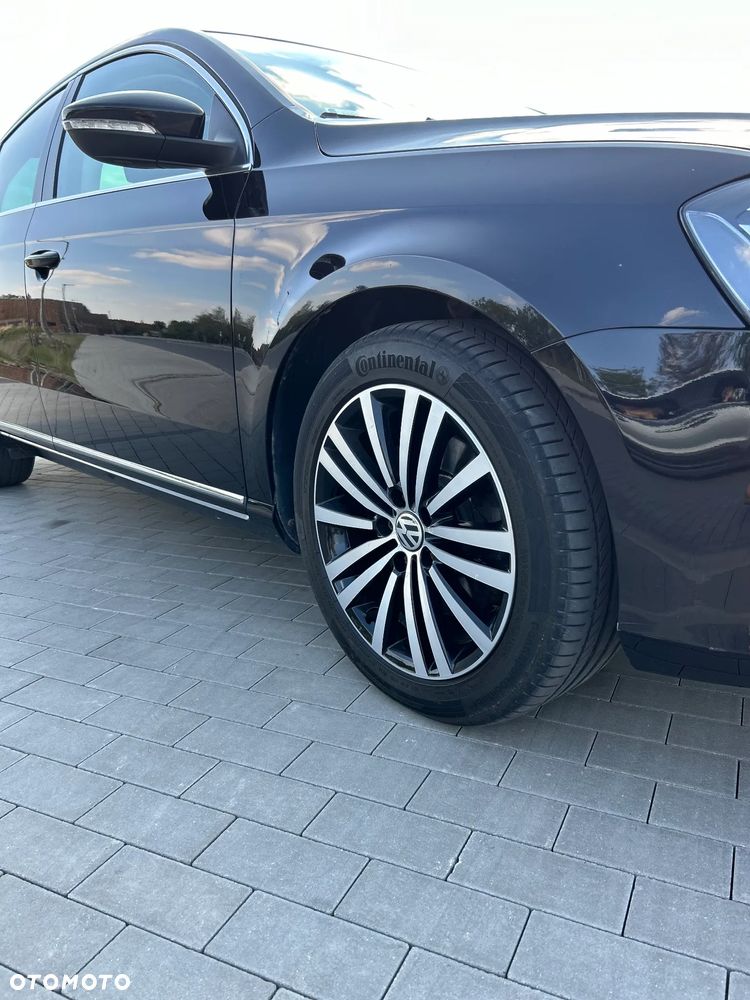 Volkswagen Passat 2.0 TDI Comfortline DSG - 10