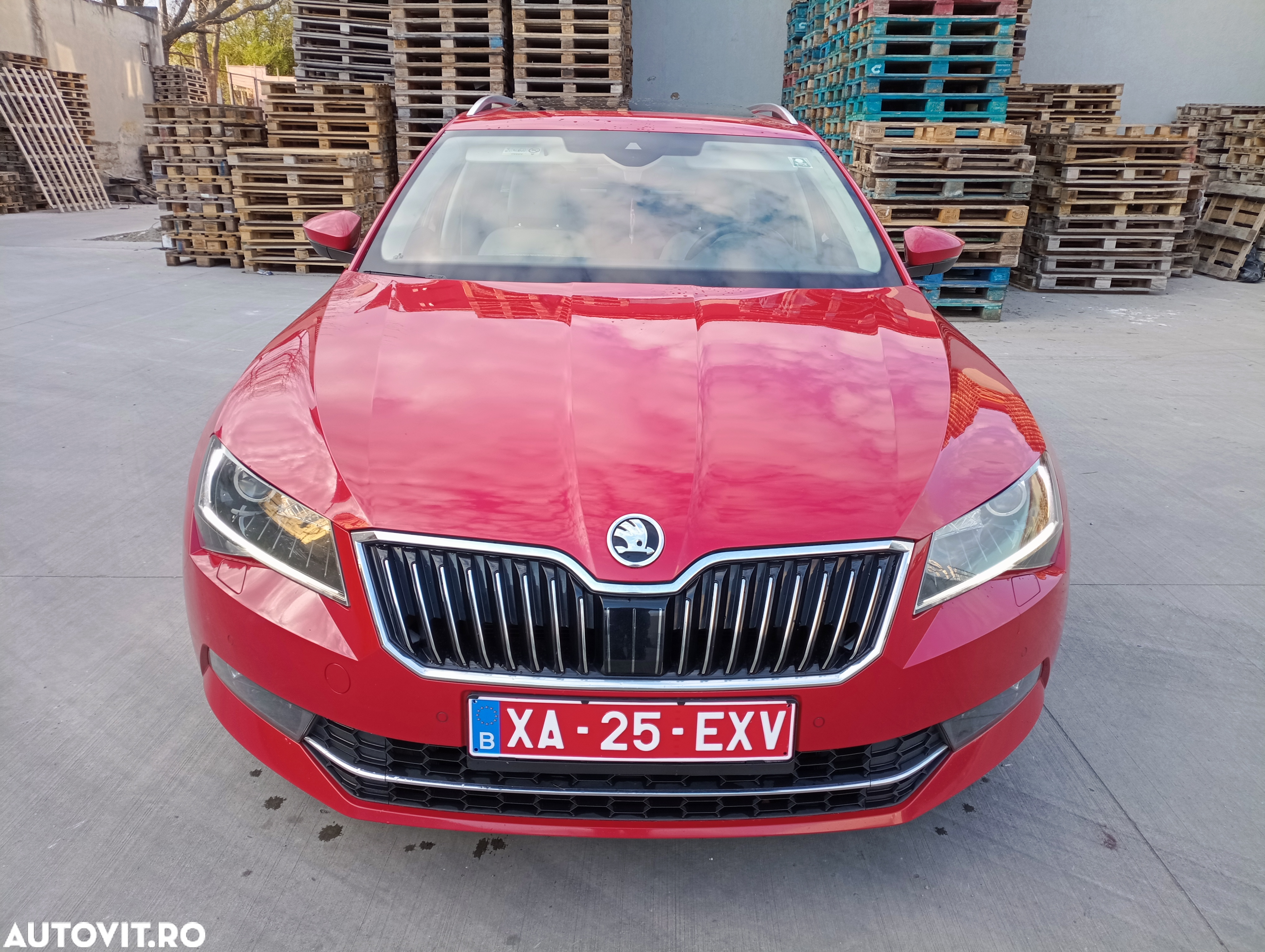 Skoda Superb 1.6 TDI DSG Ambition - 10