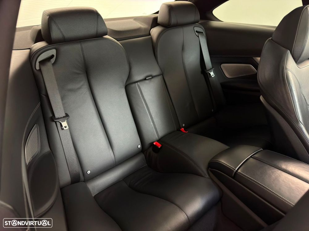 BMW 640 d Pack M - 15