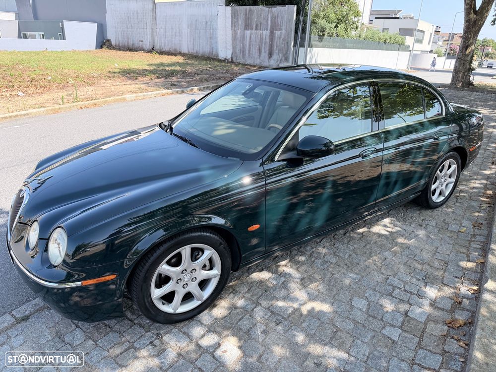 Jaguar S-Type 3.0 V6 Executive Auto. - 2