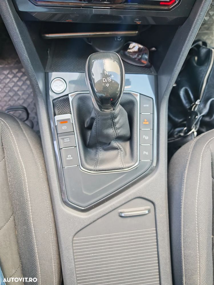Volkswagen Tiguan - 6