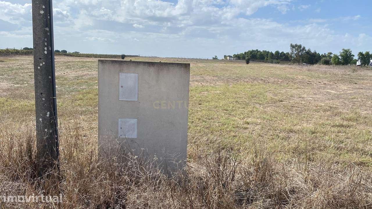 Terreno com 30.000 m² e Licença de Construção Aprovada | Lau, Palmela - Grande imagem: 2/15