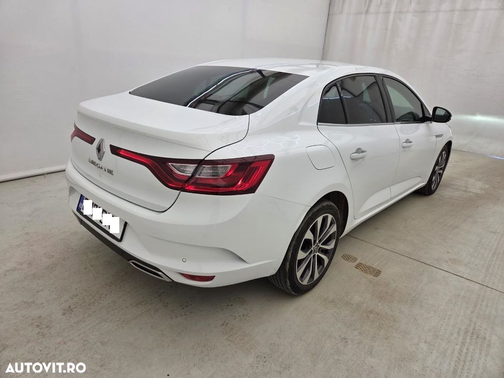 RENAULT Megane 2023 — imagine 5