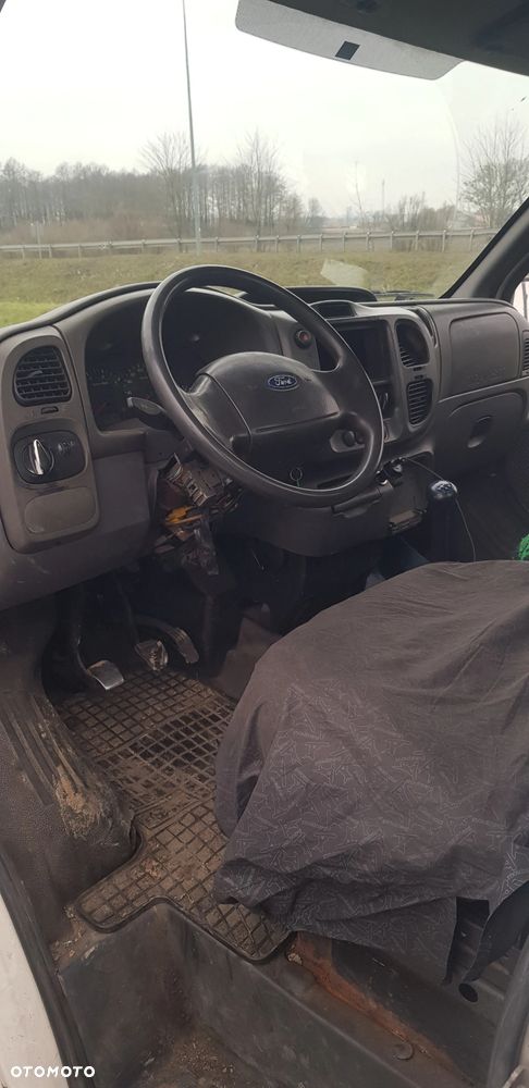 Ford TRANSIT 330M - 11