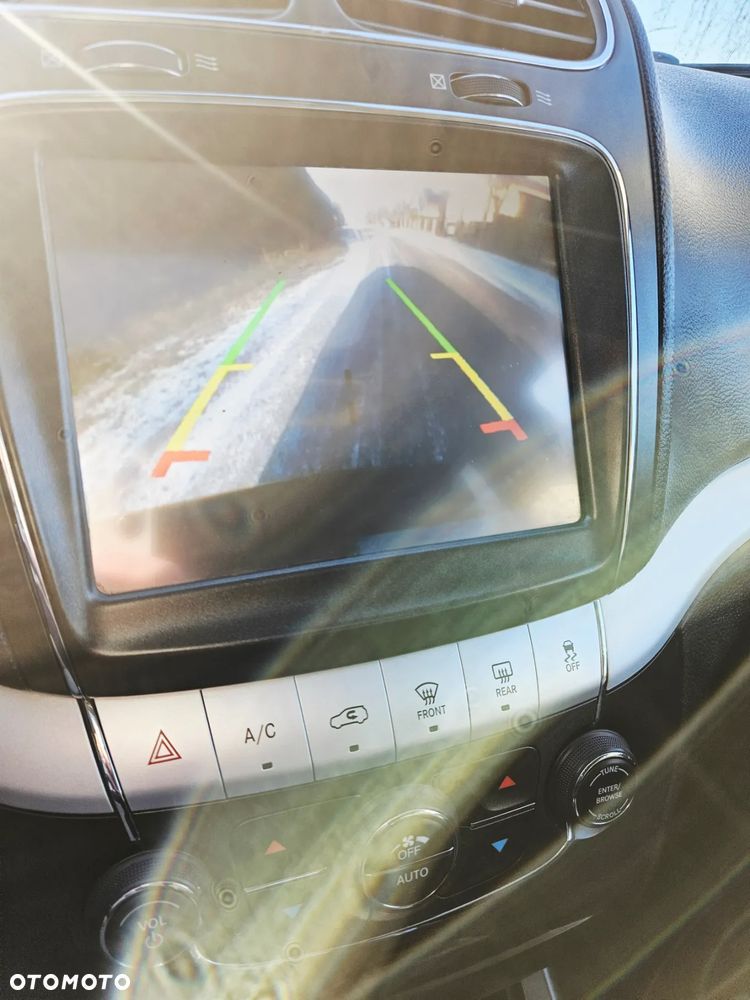 Dodge Journey 2.7 V6 R/T - 30