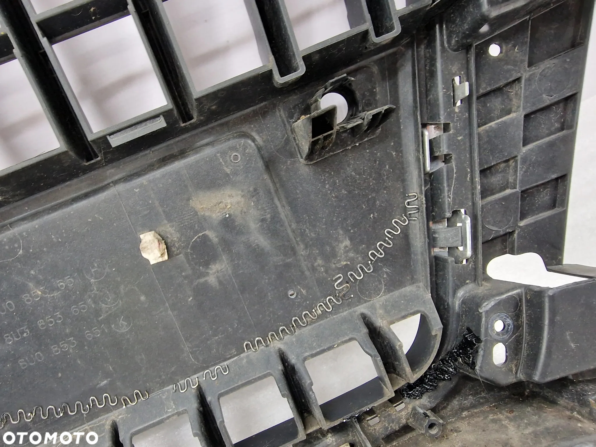AUDI Q3 8U0 10-14 ATRAPA / GRILL PRZEDNI PRZÓD NA PDC , NR 8U0853653H / 8U0853651H / 8U0853651J / 8U0853651K , NR AUKCJI GR171 - 24