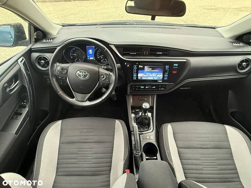 Toyota Auris 1.2 T Dynamic - 6