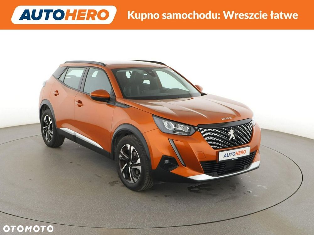 Peugeot 2008 PureTech 100 Allure S&S BVM6 - 11
