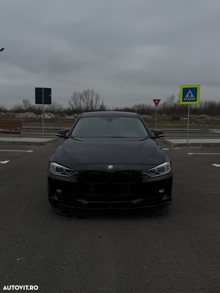 BMW Seria 3 318d - 1