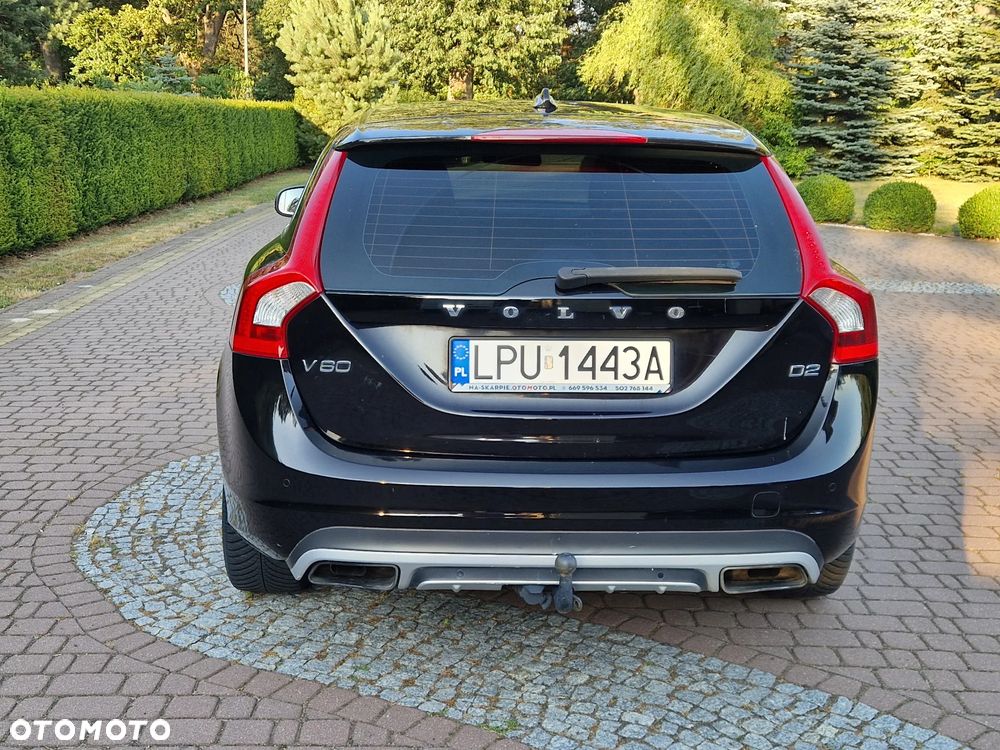 Volvo V60 D2 Momentum - 11