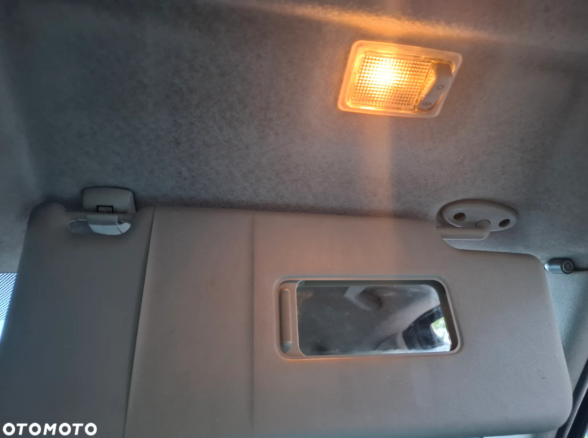 Ford Mondeo 2.0 TDCi Trend - 34
