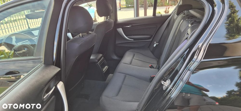 BMW Seria 1 116i - 18