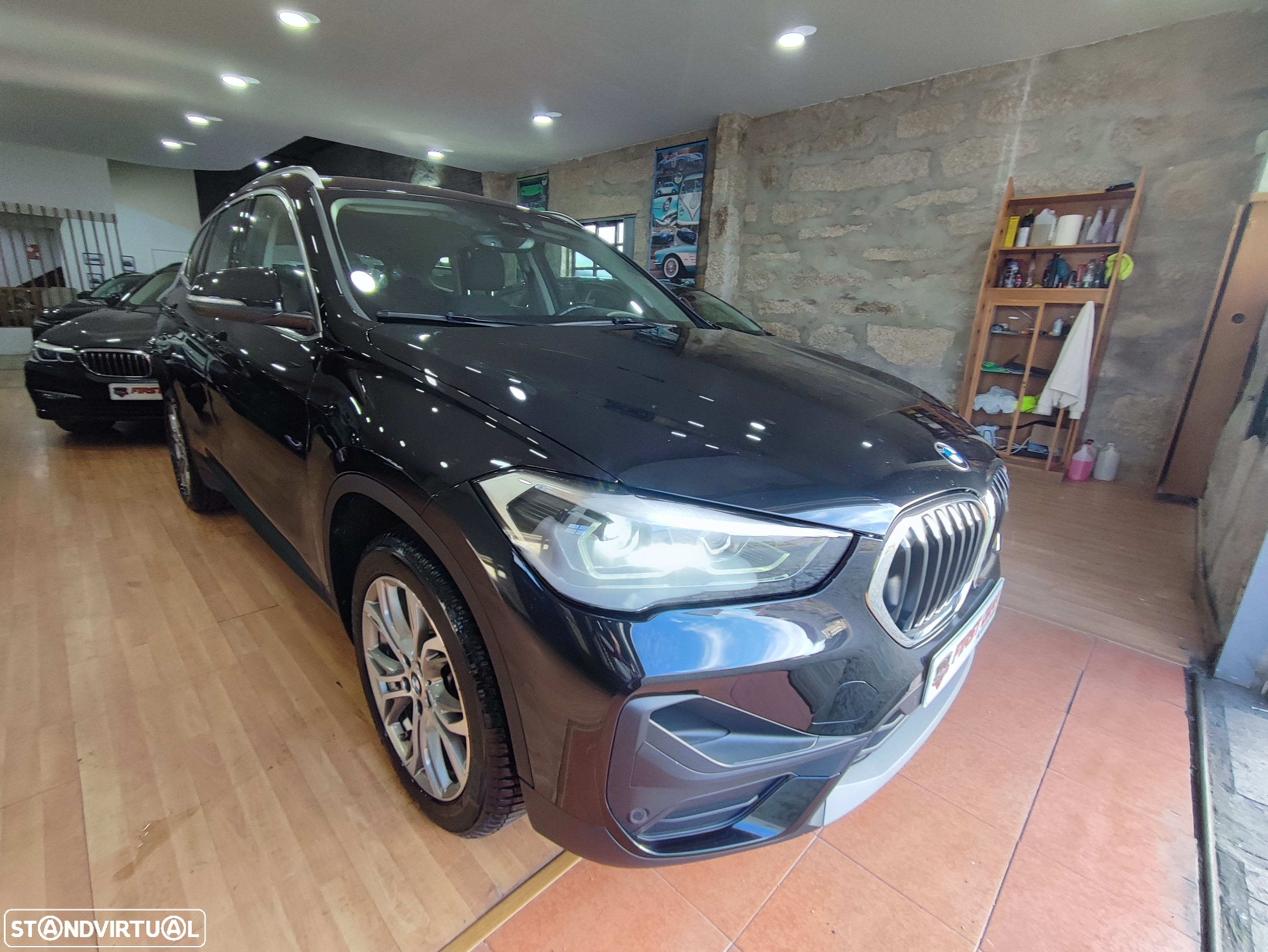 BMW X1 16 d sDrive Advantage - 2