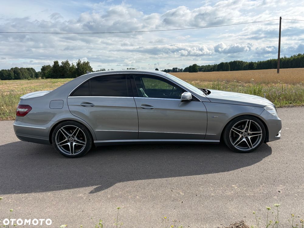 Mercedes-Benz Klasa E 220 CDI BlueEff Avantgarde - 6