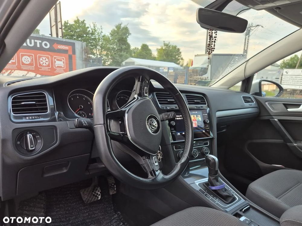 Volkswagen Golf 1.5 TSI BMT Evo Comfortline DSG - 9