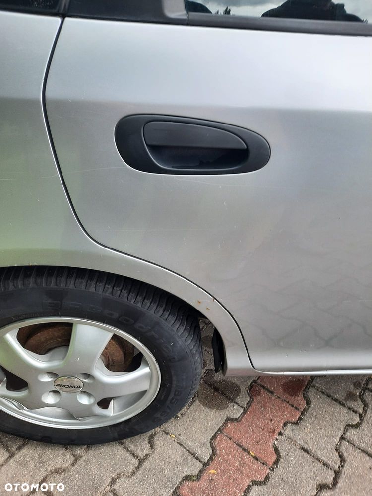 Honda Civic 1.4i Extra Edition - 10