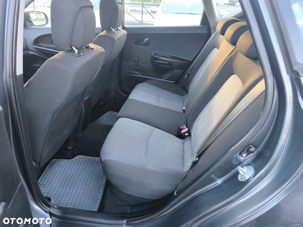 Kia Ceed 1.4 Comfort + - 14