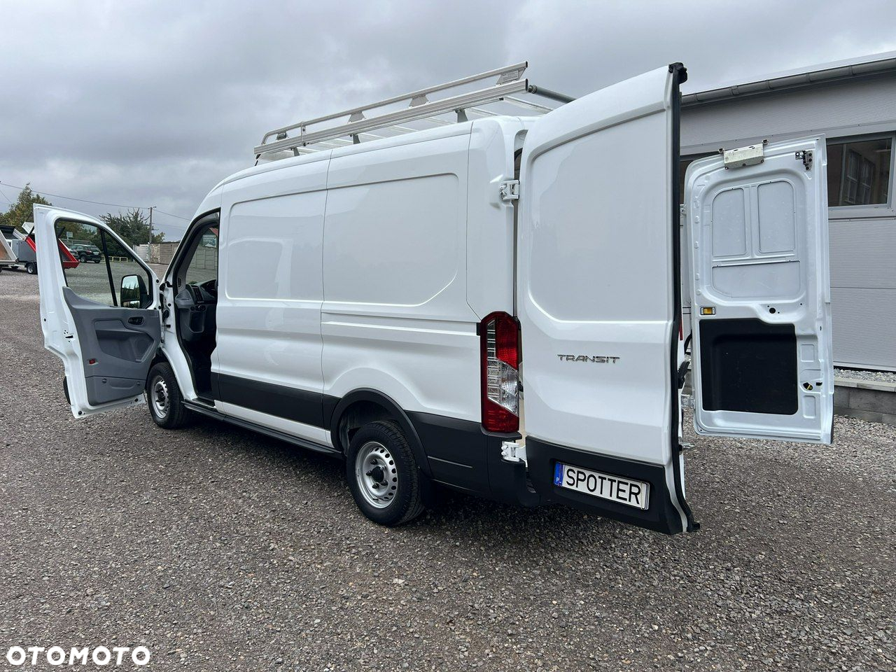 Ford Transit - 19