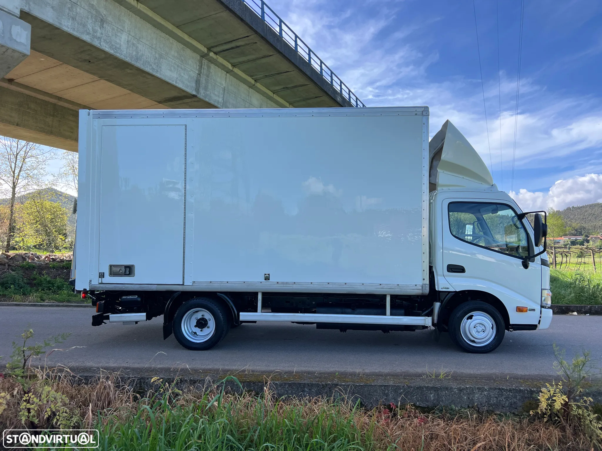 Toyota DYNA M 35.33 3.0 D4D 140 CV PLATAFORMA - 6