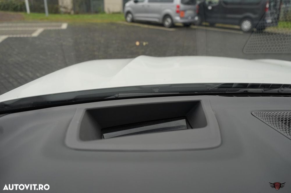 BMW X5 xDrive45e - 32